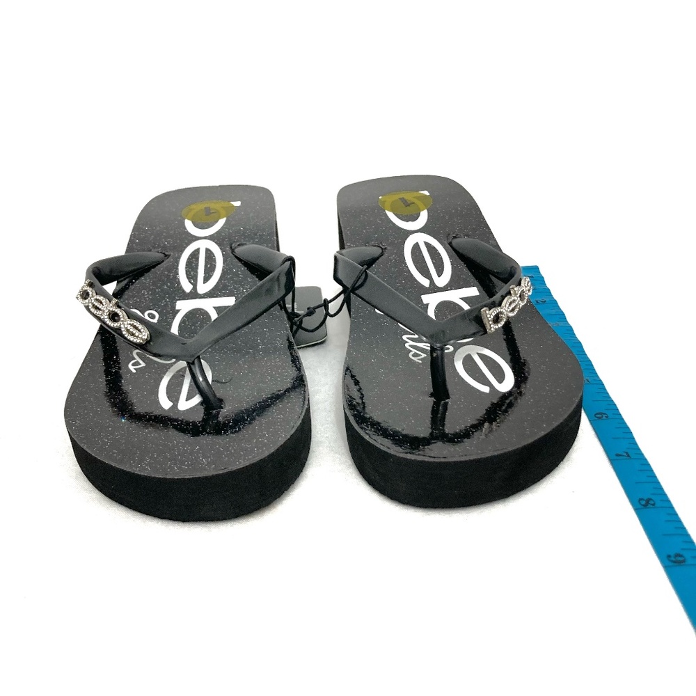 Bebe Girls Flip Flops - Picture 6 of 9